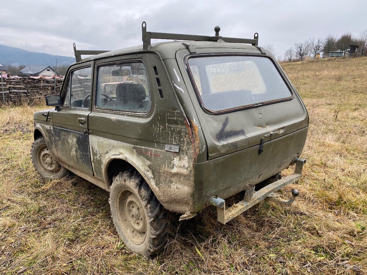 Lada Niva - 4