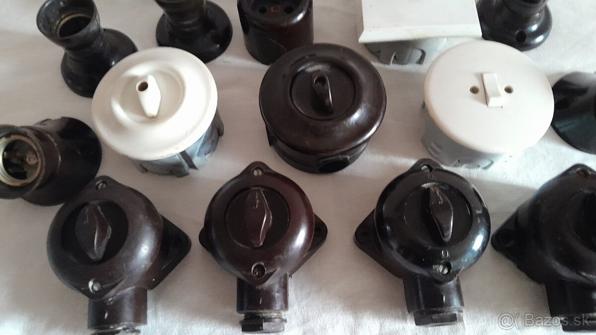 Bakelitove.retro.vypinace,objimky.na.stenu - 4