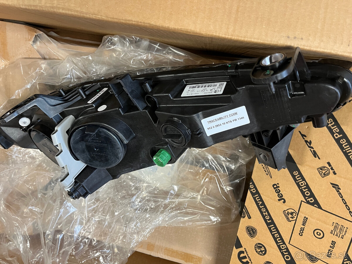 Alfa Romeo Giulia 2016–2023 predne svetla - 4