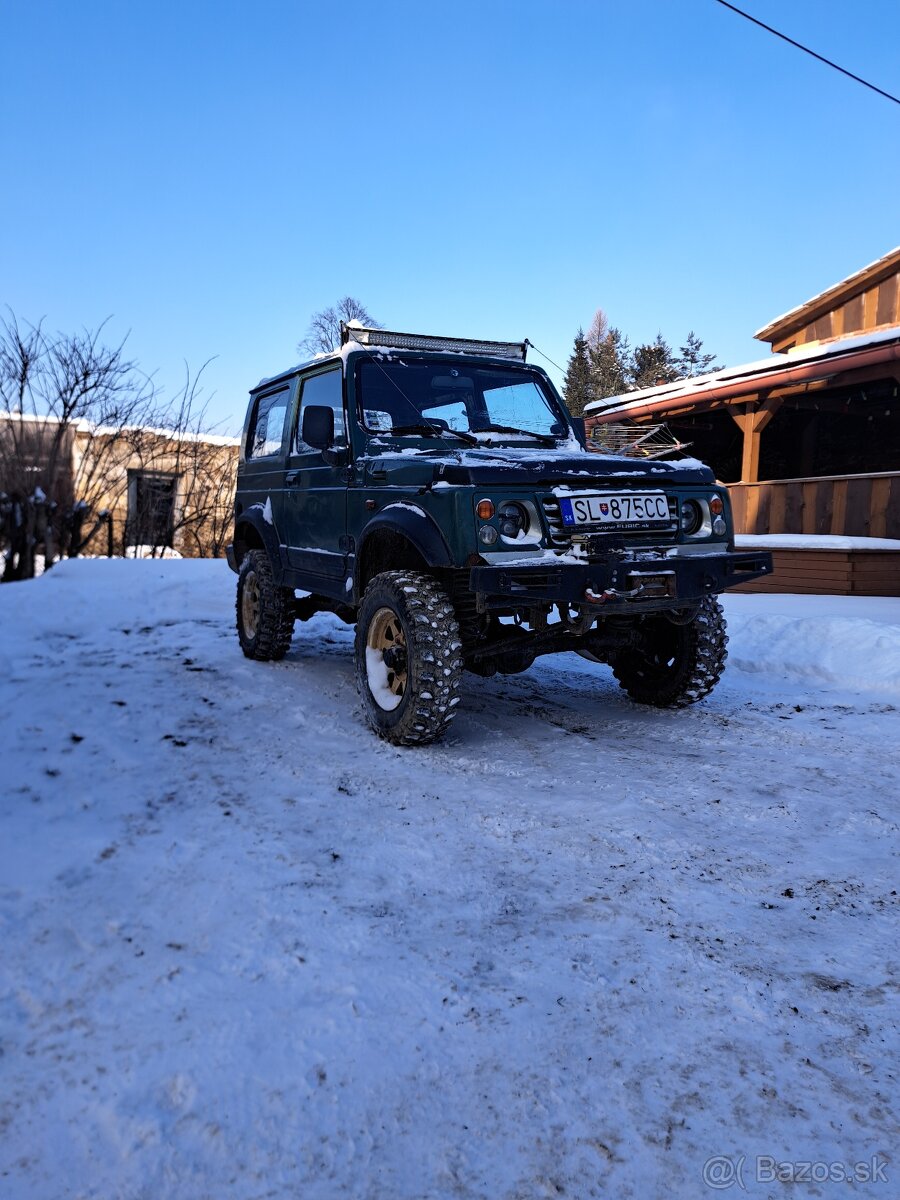 Suzuki Samurai - 4