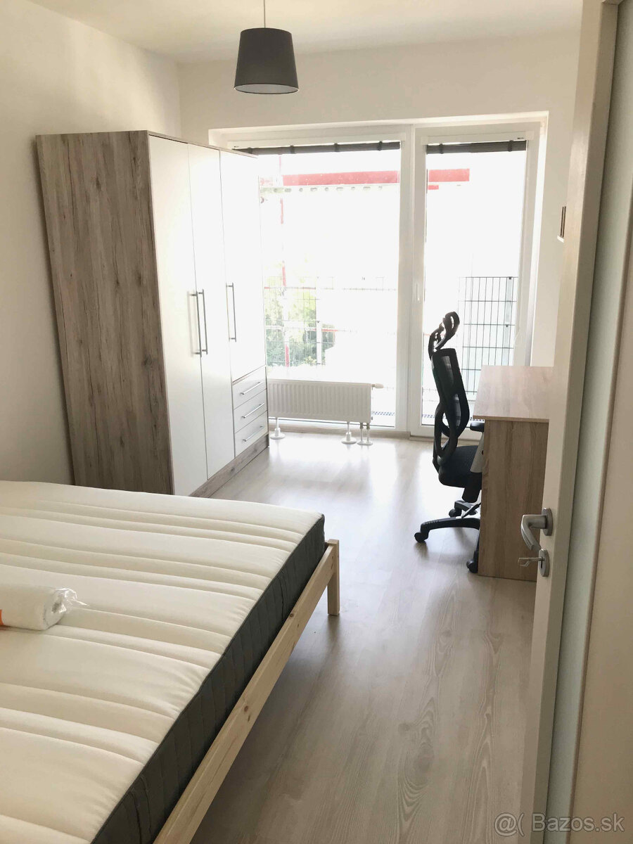 Byt na prenájom 3 izb. - 4