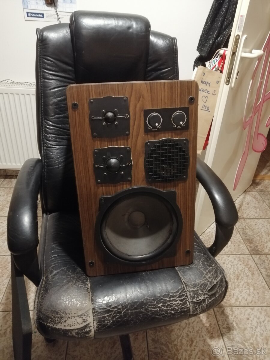 Predám hi fi repro videoton DD 2503A - 4