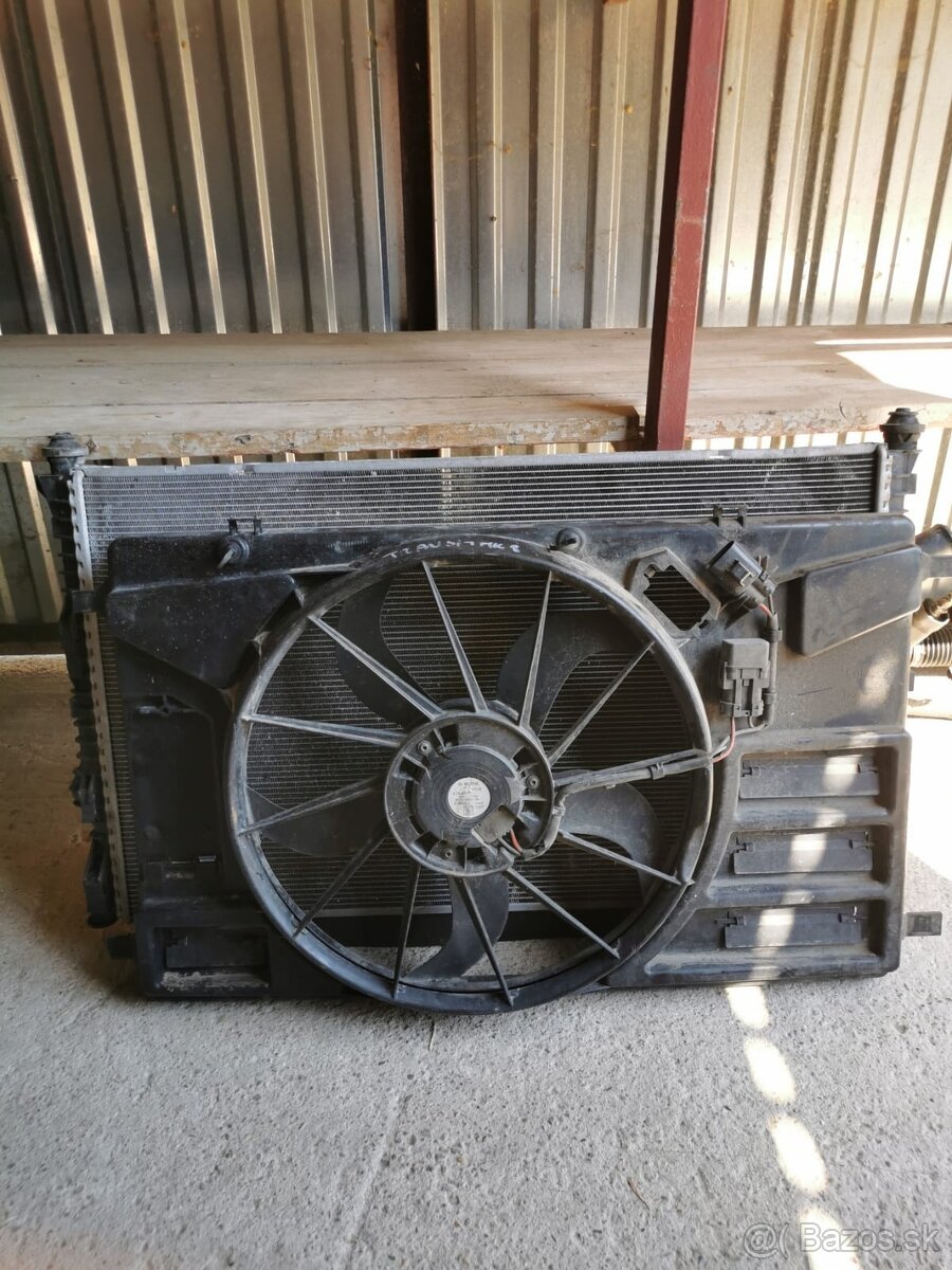 Rozpredam Ford Transit 2,2 - 4