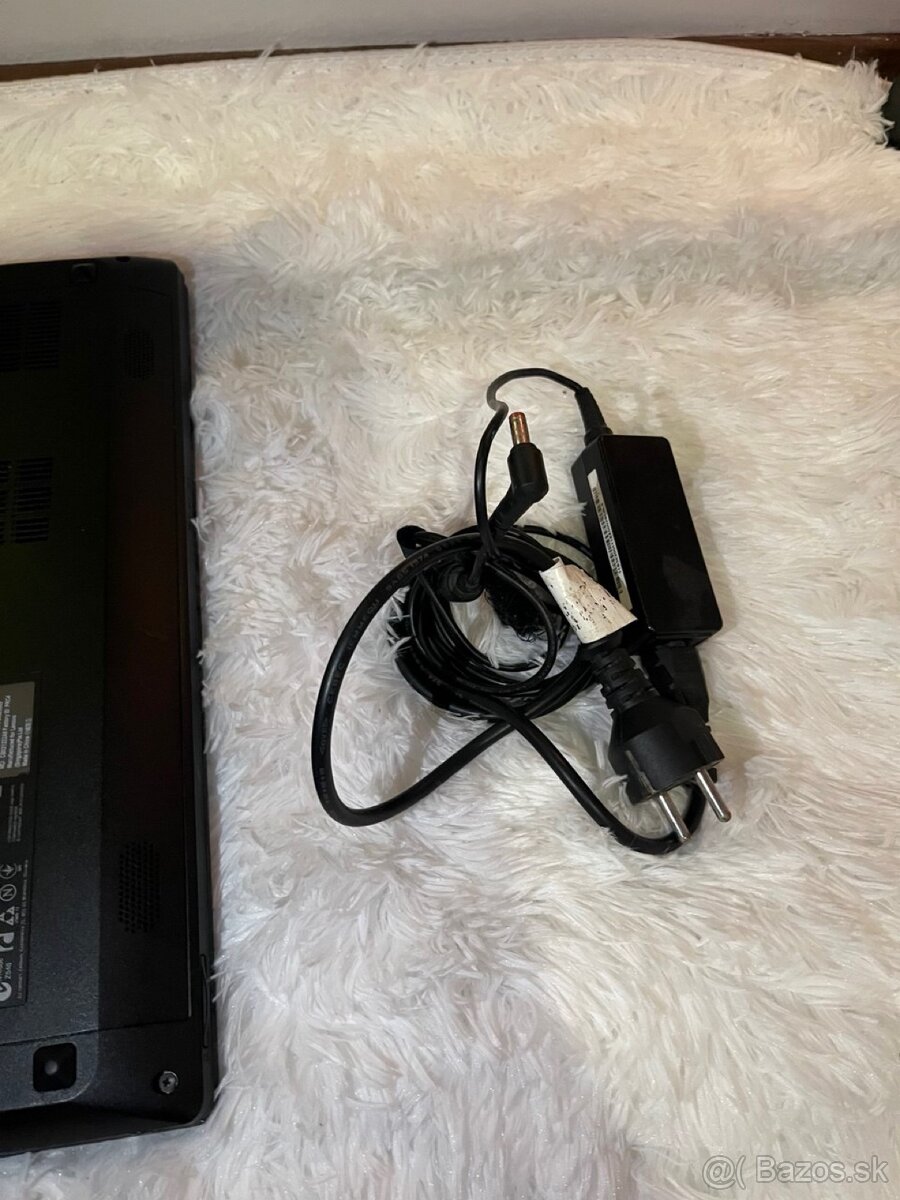 Notebook Lenovo G585 – 8GB RAM – Rýchly SSD disk - 4