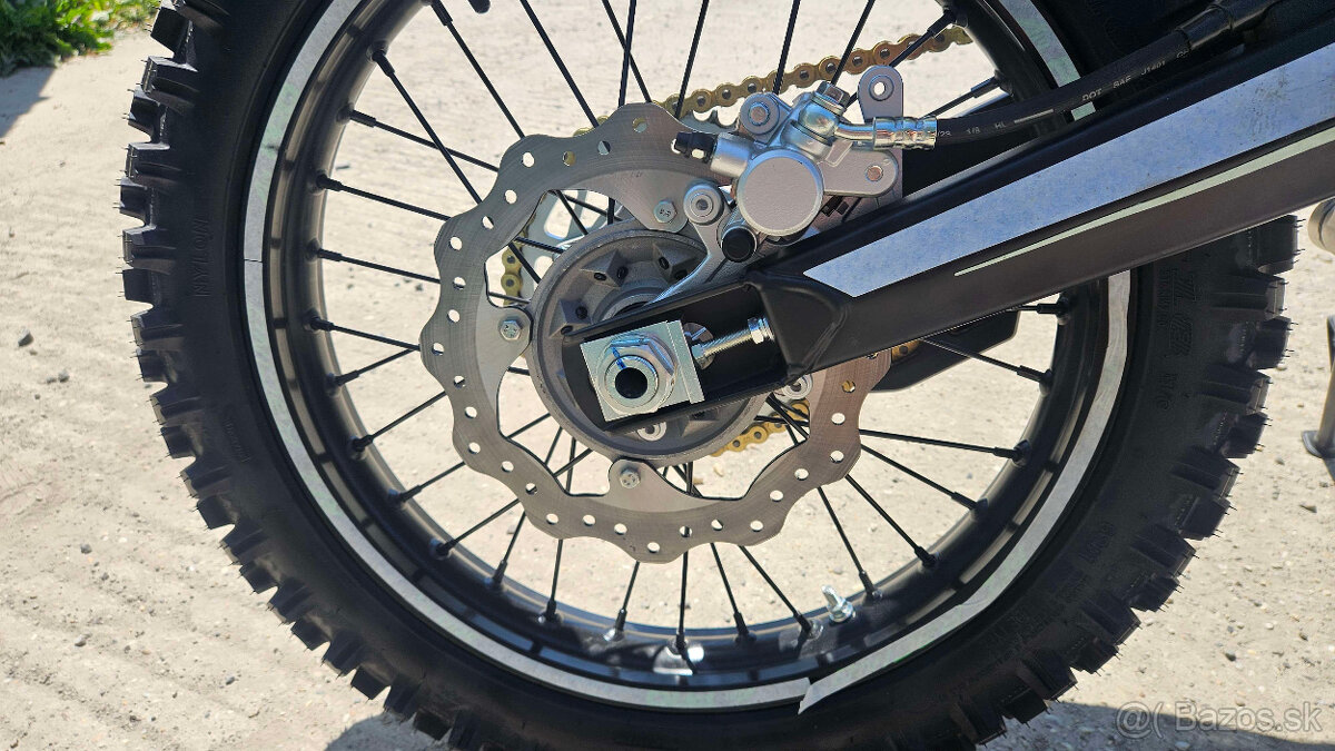 Enduro Apollo THUNDER 300cc 21/18 16kw