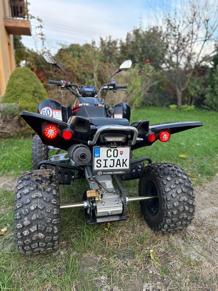 Access Tomahawk 400 Black Edition - 4