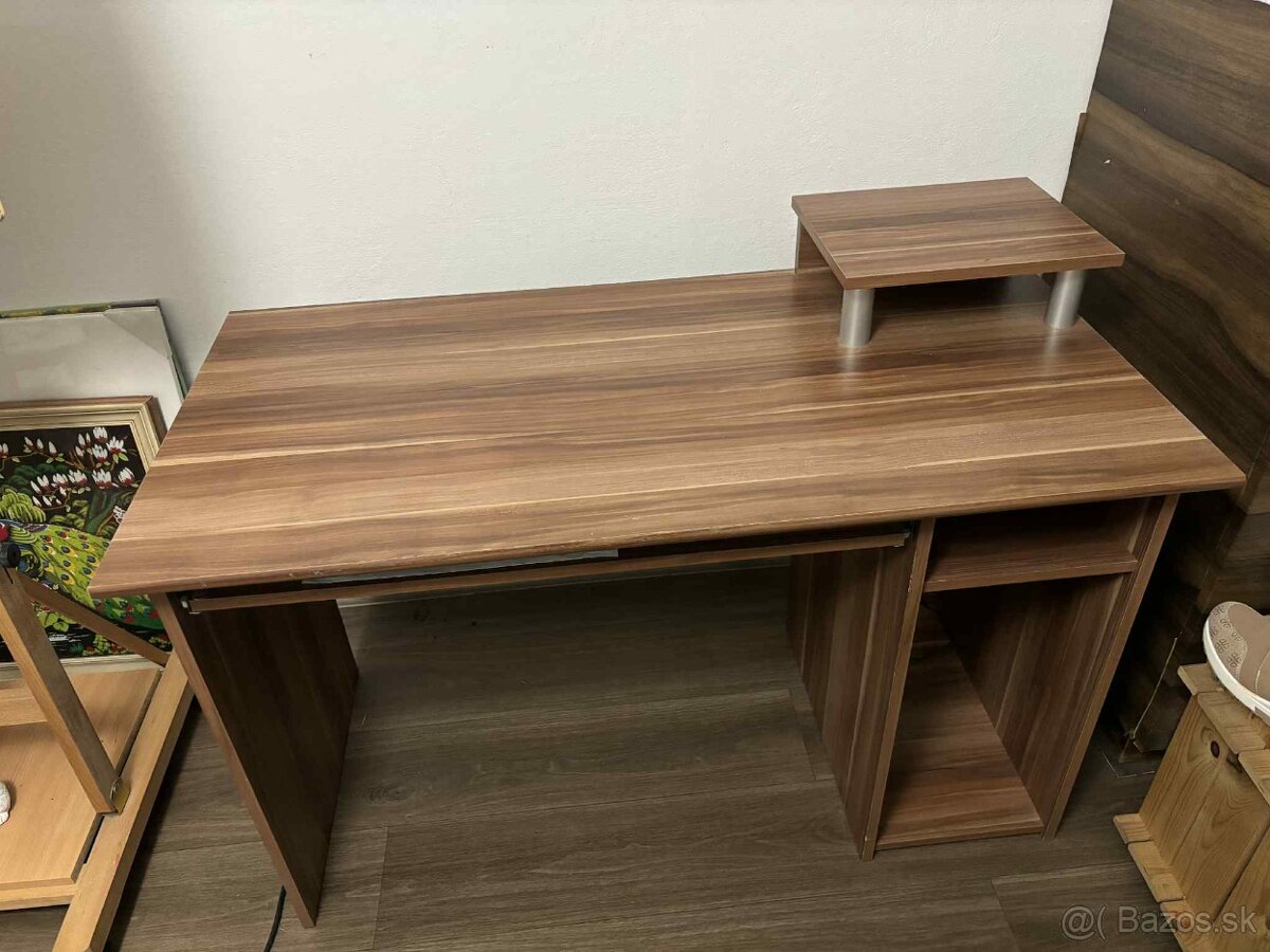Drevený písací stôl - 4