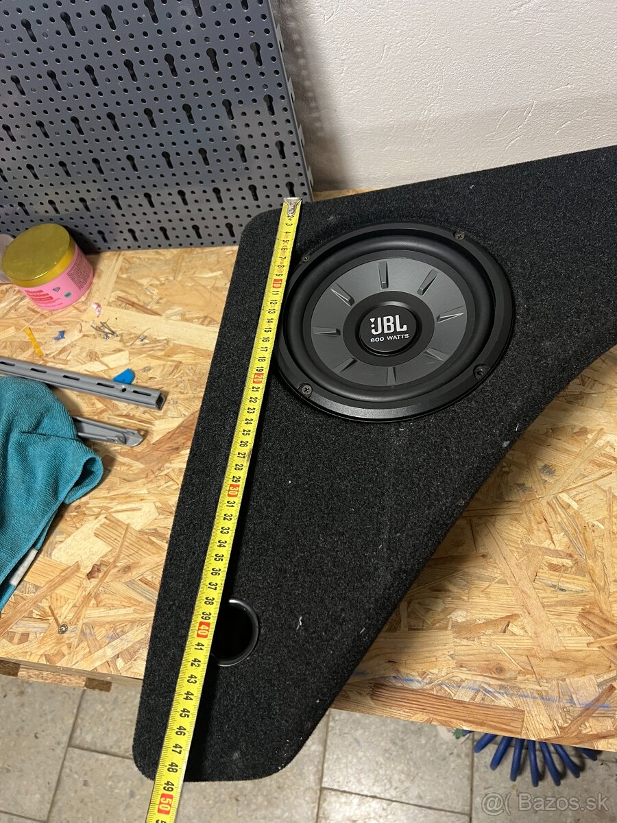 subwoofer JBL Stage 810 + ozvučnica Basser ( - 4