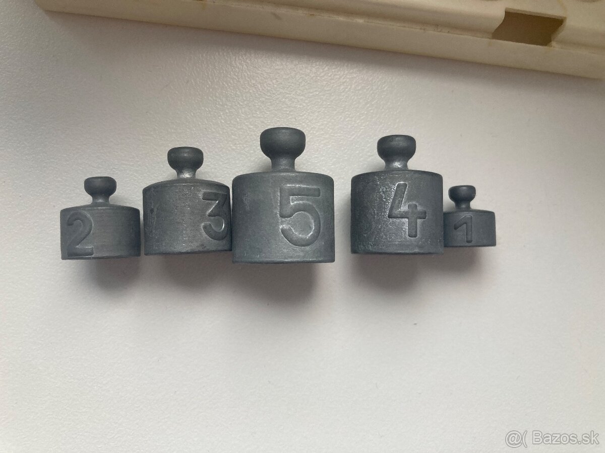 retro hracka kovap - 4