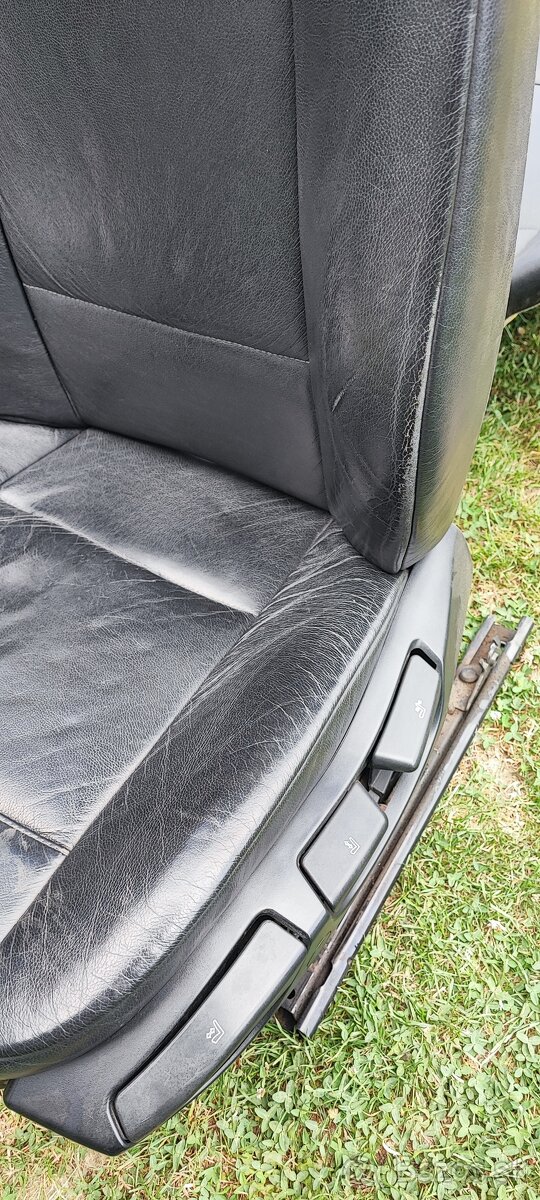 Predné sedačky E46 - 4