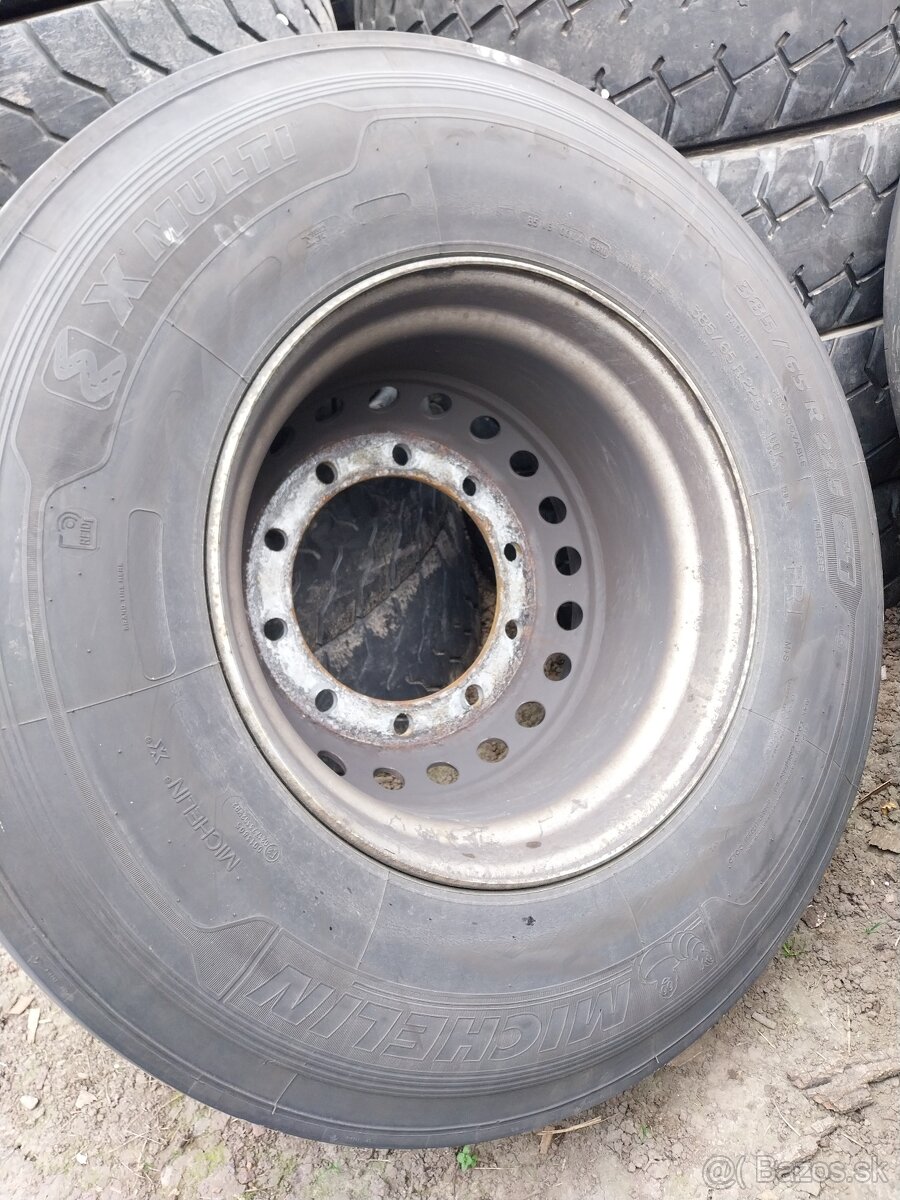 Nákladné pneumatiky 385/65 r22,5 - 4