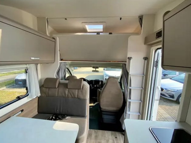 Carado A464 (6 miest na jazdu a spanie) - 4