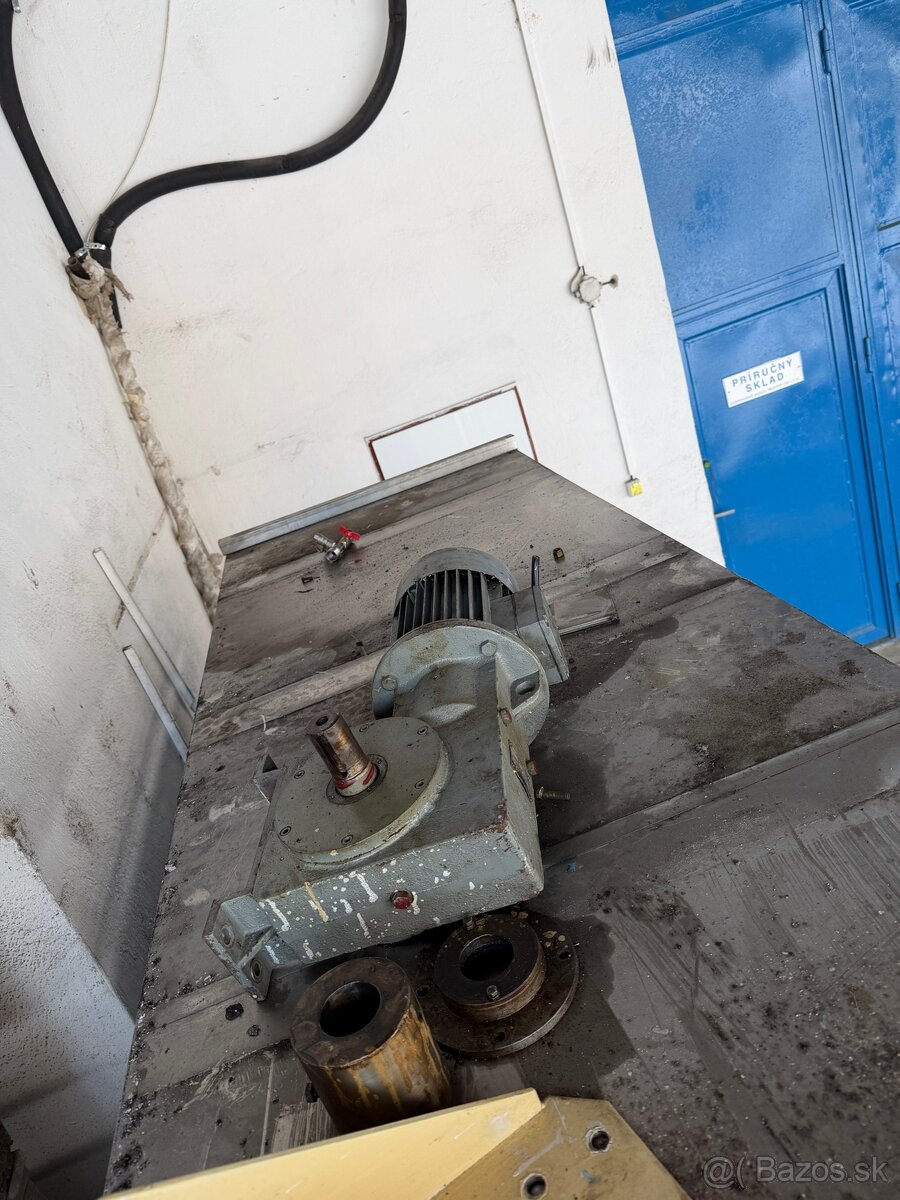 Nerezova nadrz 4000 ltr - 4