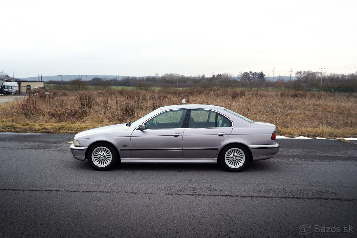 BMW E39 528i Sedan Manuál - 4