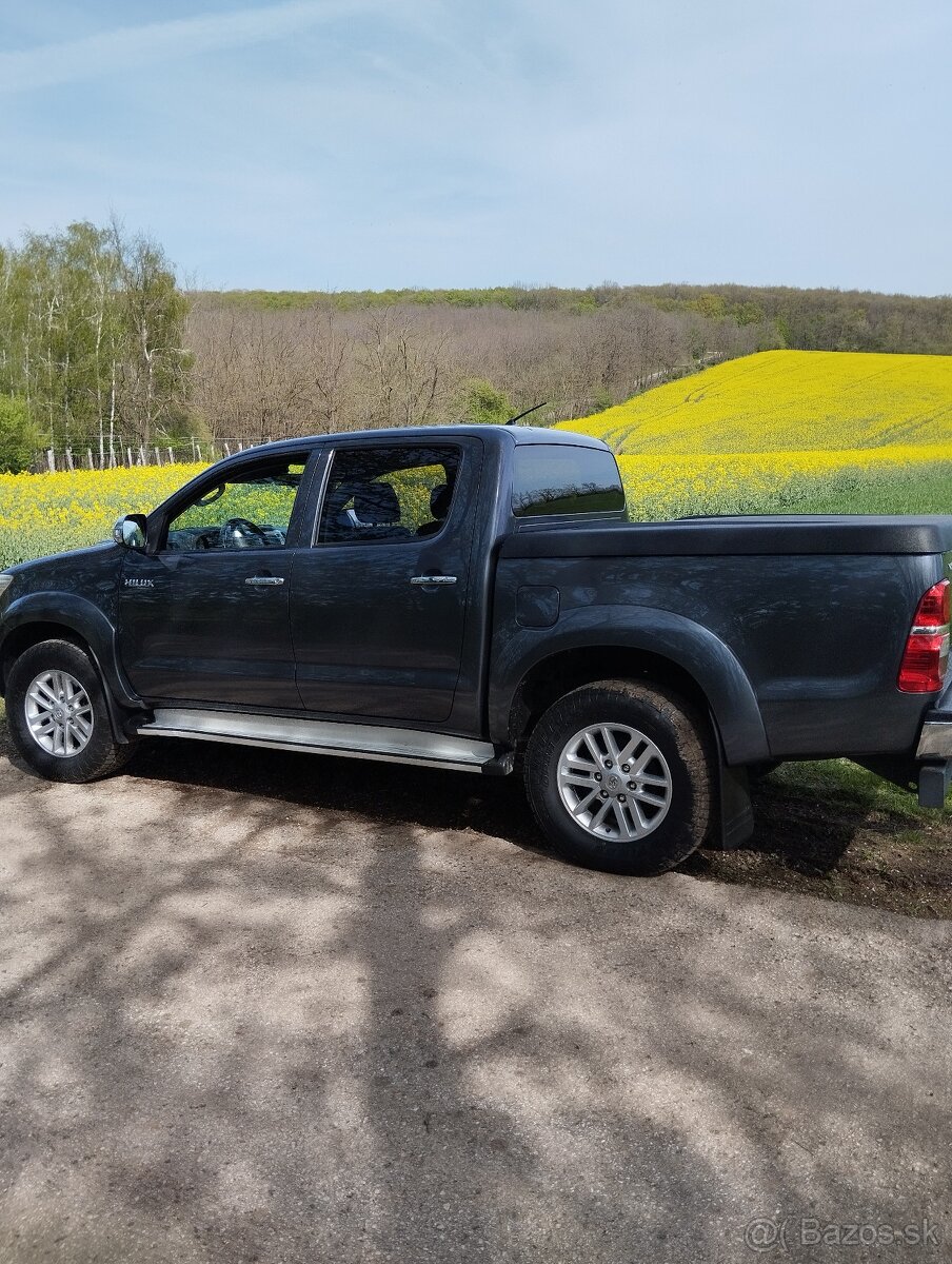 Toyota Hilux 3.0D4D automat