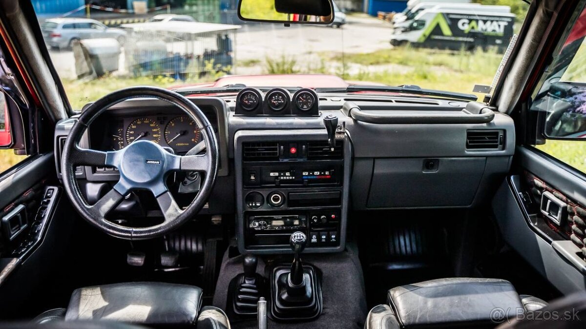 NISSAN PATROL Y60 SWAP BMW