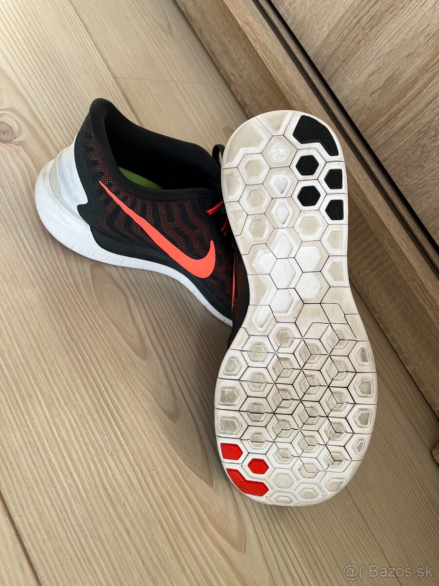 Panske bezecke topanky NIKE FREE 5.0 - 4