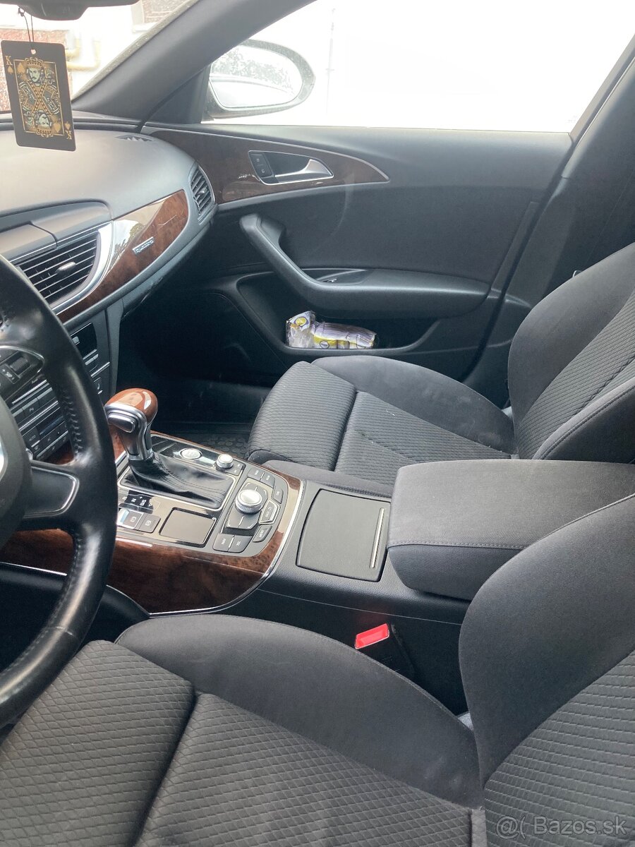 Auto Audi A6 Limousine - 4