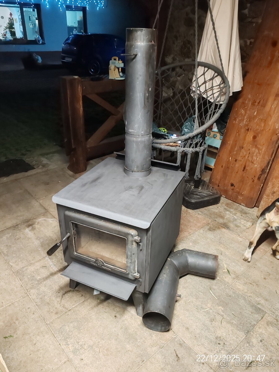 Predám kanadské krbové kachle true north 20 - 4