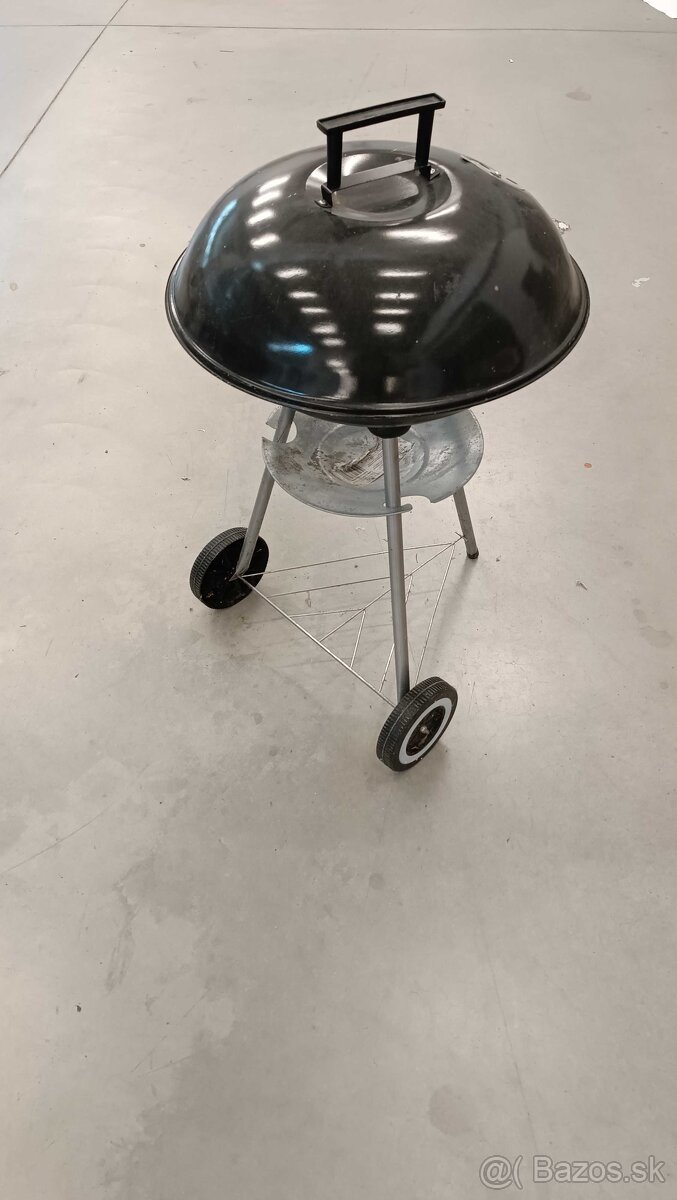 okrúhly záhradný gril - 4