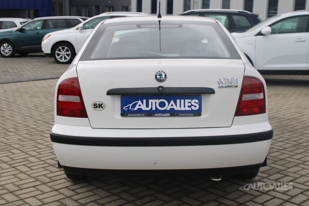 Škoda Octavia 1,4 MPi 44 kW LX - 4