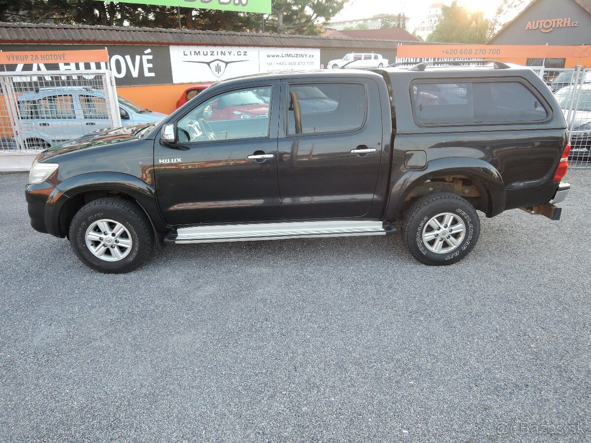 Toyota Hilux 2,5 D-4D 4x4 1.maj ČR HardTop DPH 2013