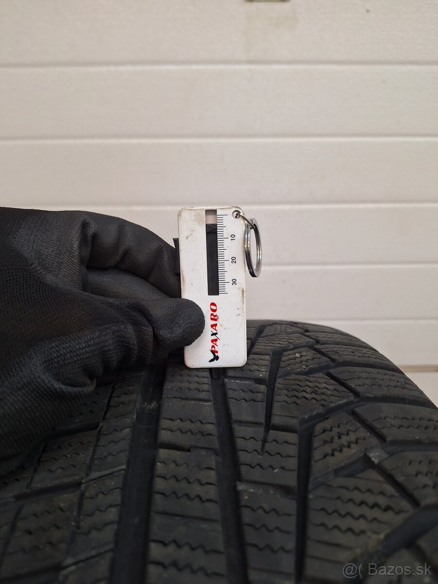 225/60 r17 Hankook - 4