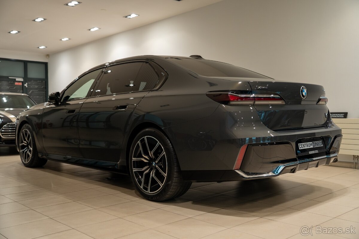 BMW Rad 7 740d M xDrive A/T, Fabrická záruka, odpočet DPH - 4