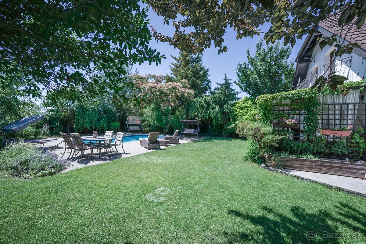 Rodinný dom v obci Rovinka na predaj - 4