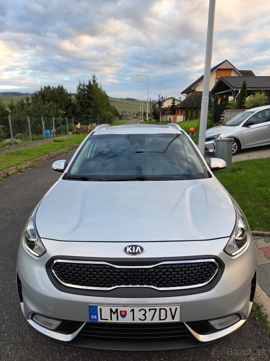 Kia Niro 1.6 GDI Automat - 4