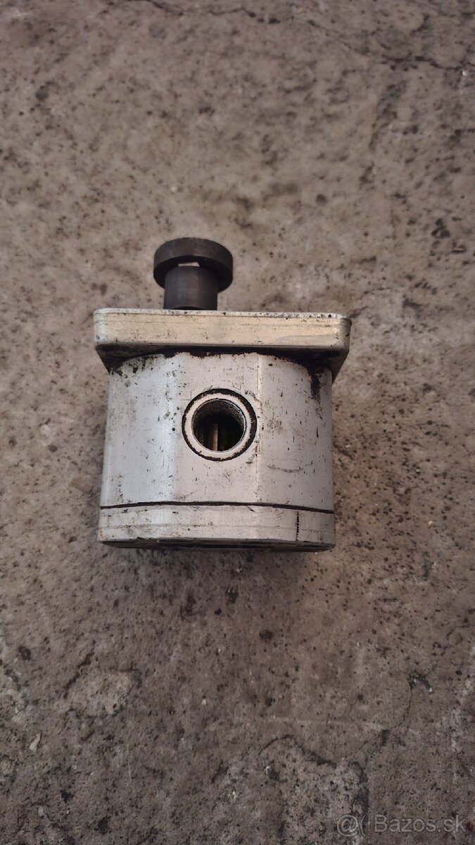 Hydraulicke čerpadlo 6,3l - 4