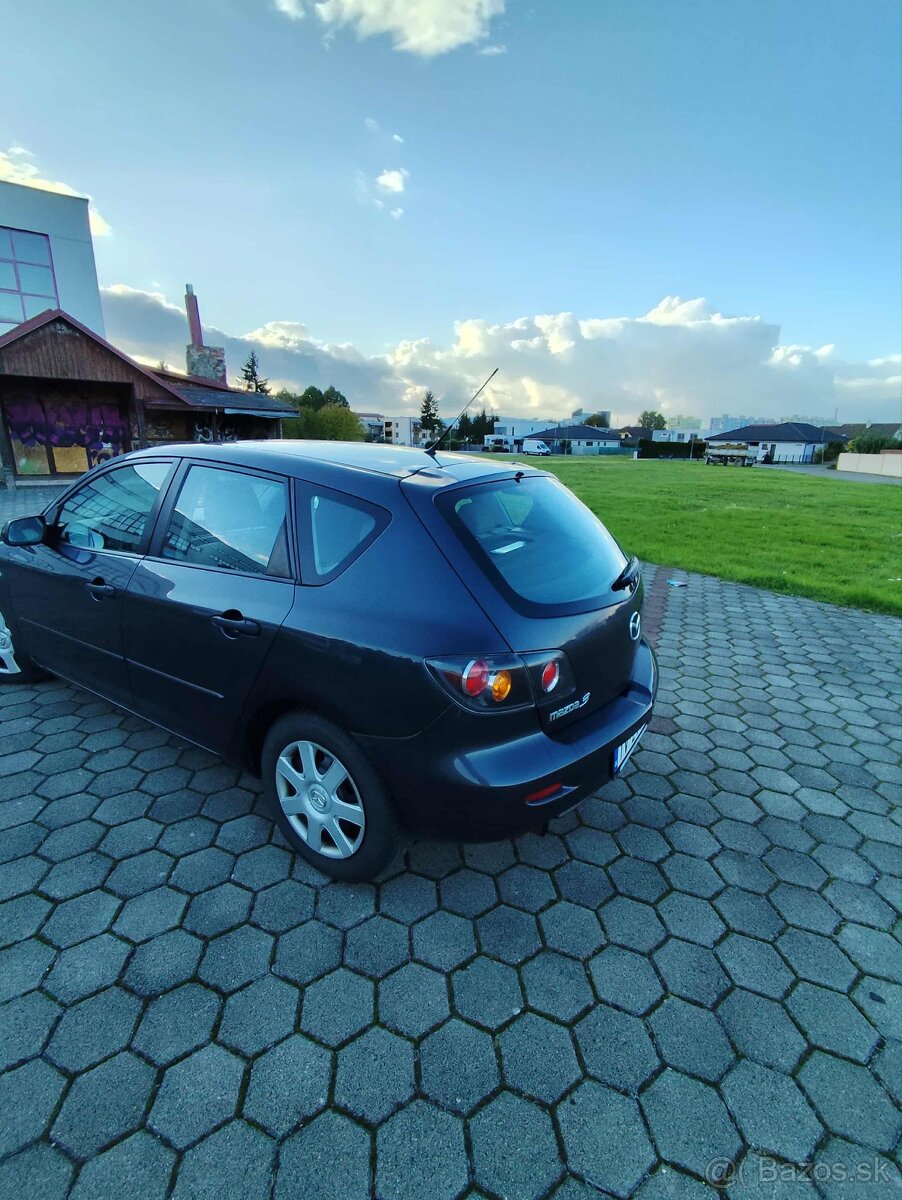 Mazda 3 - 4