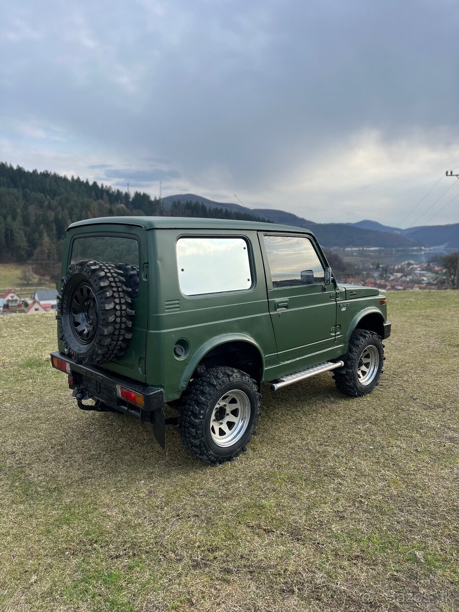 Suzuki Samurai 1.0 SJ410 - 4