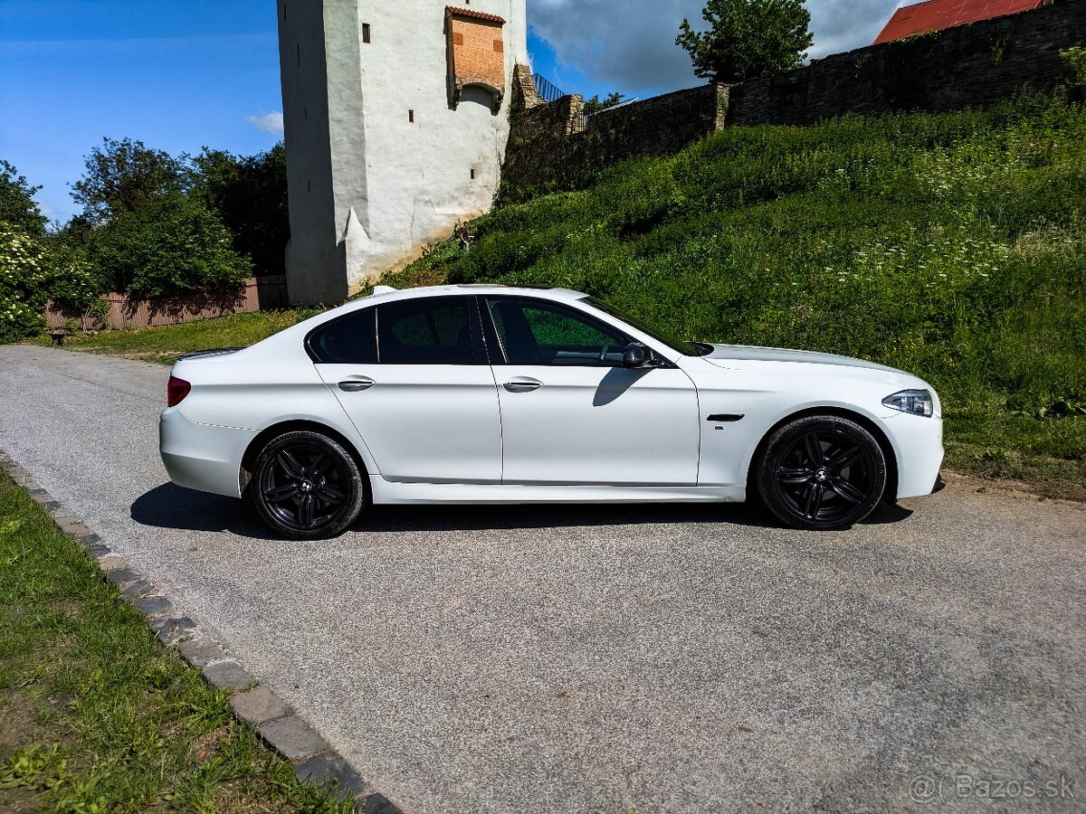 BMW Rad 5 530d xDrive 190kW, M-Packet - 4