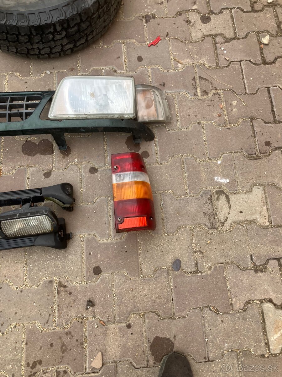 Kryt rezervy rezerva Opel Frontera - 4