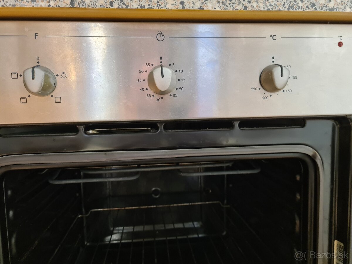 Elektrická rúra Whirlpool čiastočne funkčná - 4