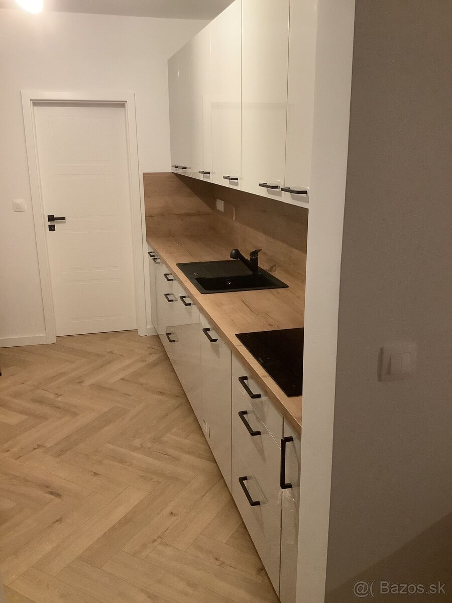 novo zrekonštruovaný 4 izb. byt, Poloreckého ul. - 4