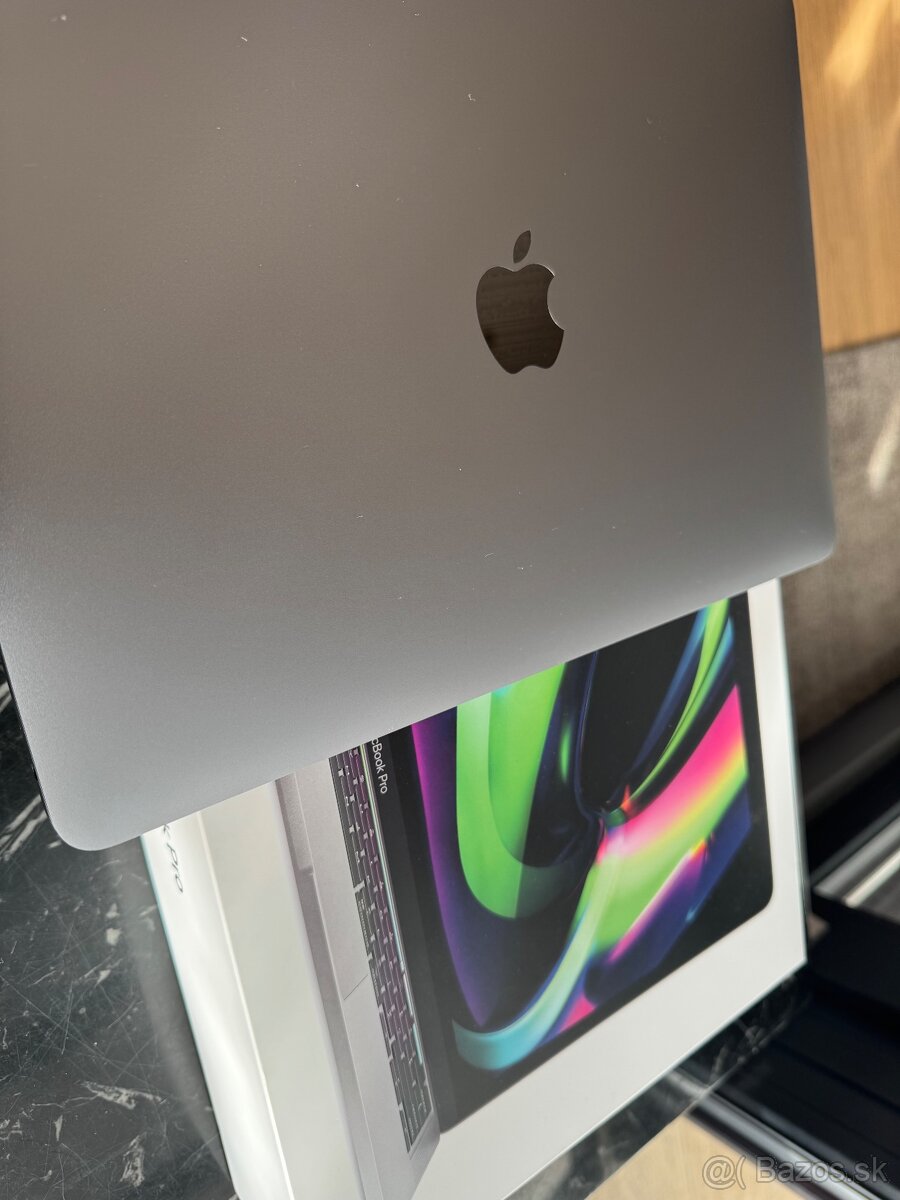 Macbook PRO M1 13" space grey touchbar - 4