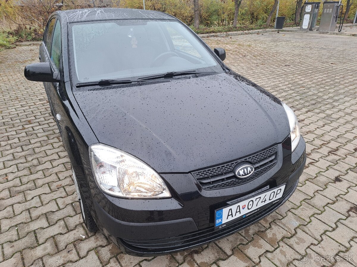 94 tisíc km Kia Rio - 4