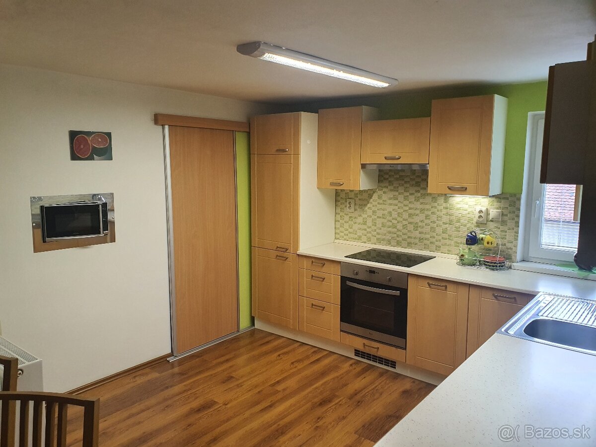 Byt na prenájom v rod.dome - 4