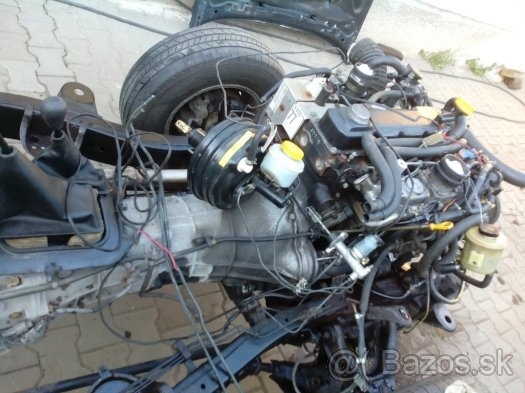 Motor, prevodovka, rám - 4