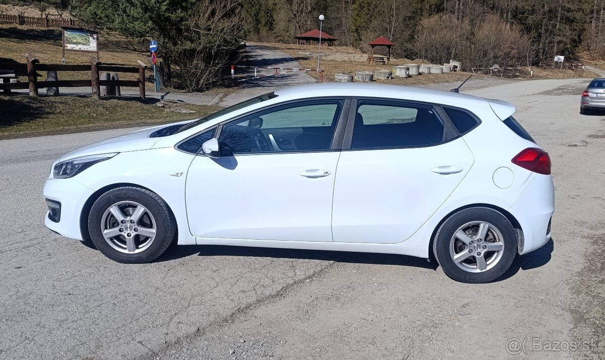 KIA CEED - 4