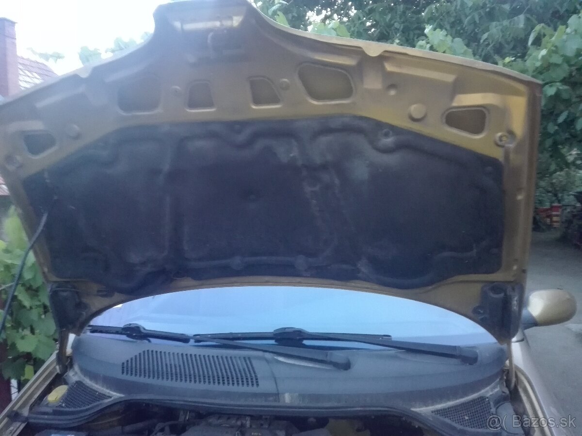 Renault Megane Scenic. 1,4 benzin.. Diely. - 4