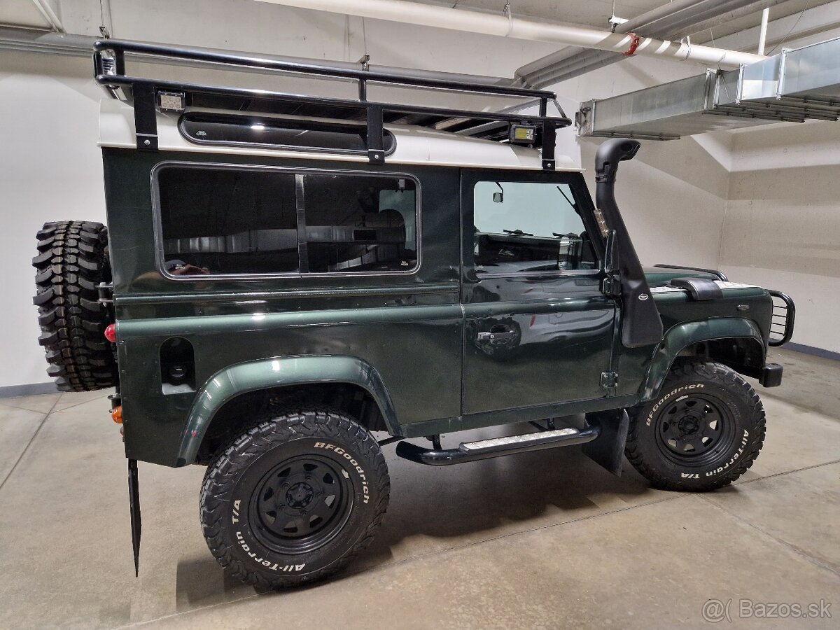Land Rover Defender 2.5 turbodiesel Webasto 7 miestne 4x4