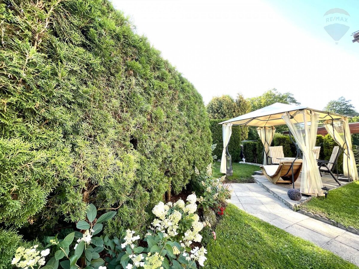 Na predaj útulný rodinný dom po rekonštrukcii s garážou, pek - 4