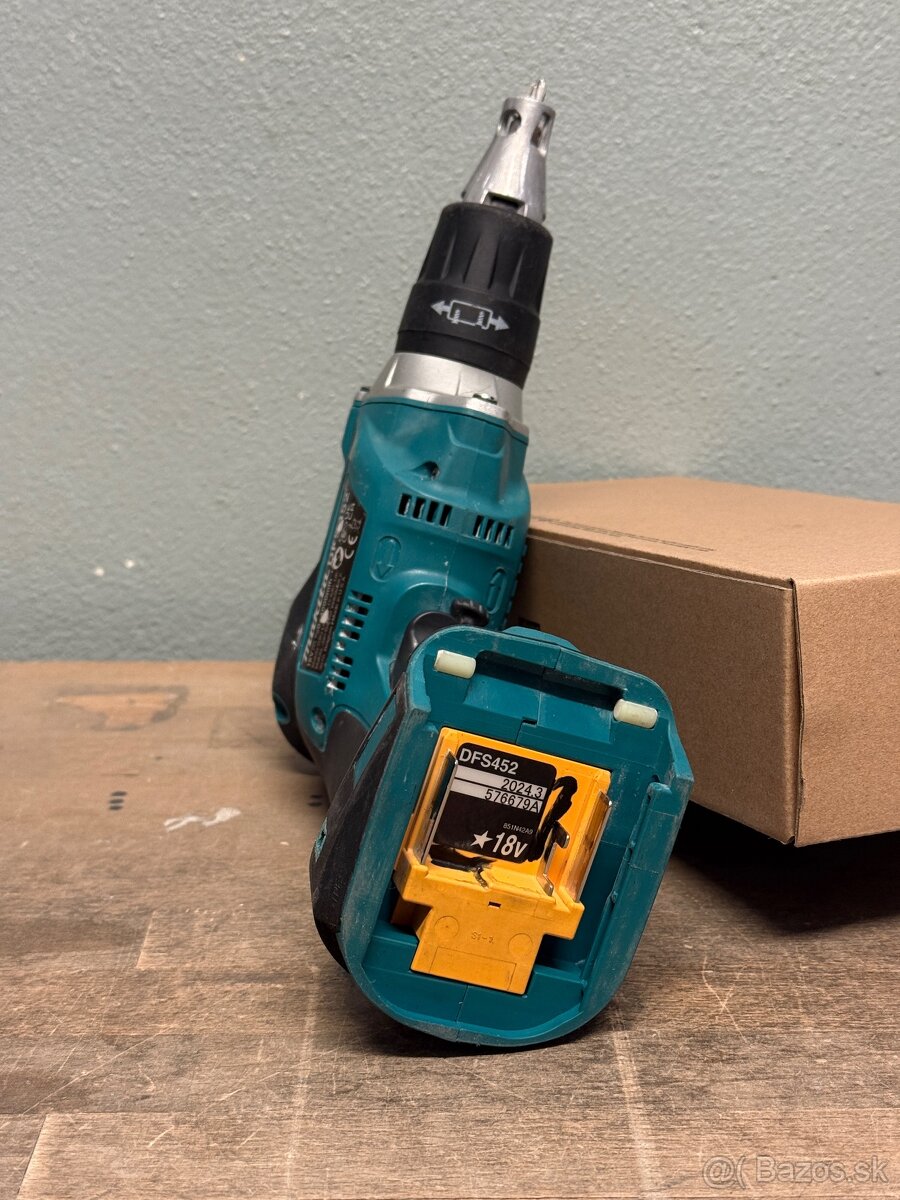 AKU skrutkovač na sádrokartón Makita - 4