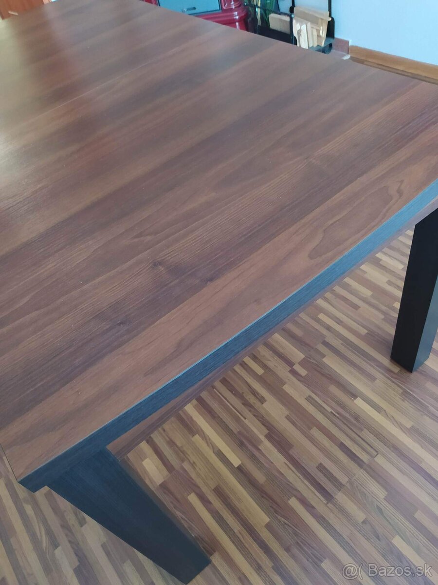 Stôl na predaj - 4