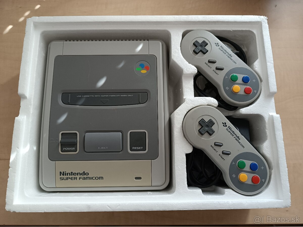 Nintendo Super Famicom - 4