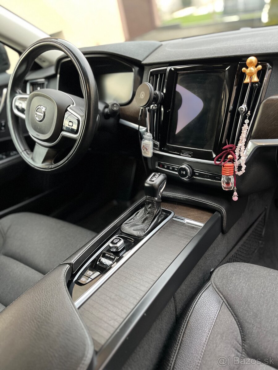 Volvo V90 Cross country D4 (2020) - 4