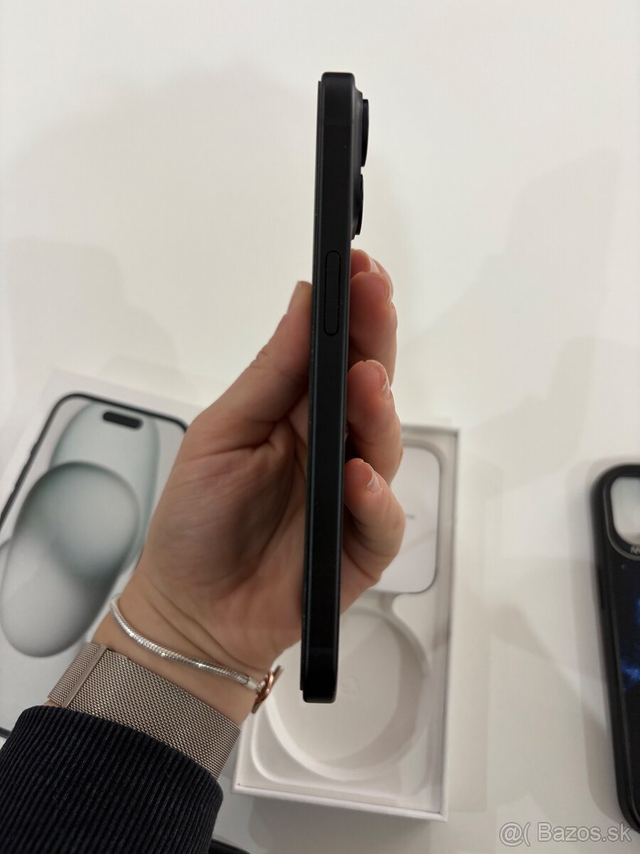 Predám iphone 15 256gb - 4